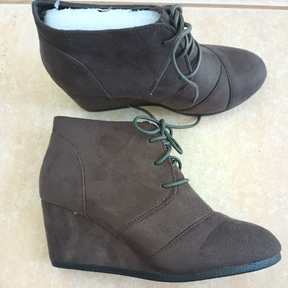Dark Gray Wedge Boots - Picture 1 of 1